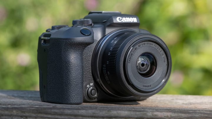 TechRadar Buying Guide: Top Beginner Cameras Led by Canon EOS R10