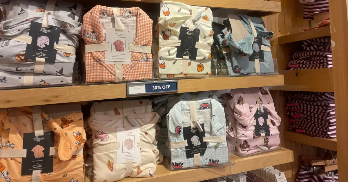 American Eagle Halloween Apparel Reported Up to 70% Off with Prices from $5.99