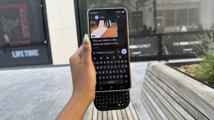 Clicks Power Keyboard